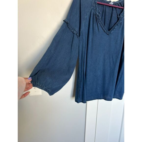 OLD NAVY Denim Chambray Balloon Sleeve Blouse Women's Size M - Picture 5 of 6